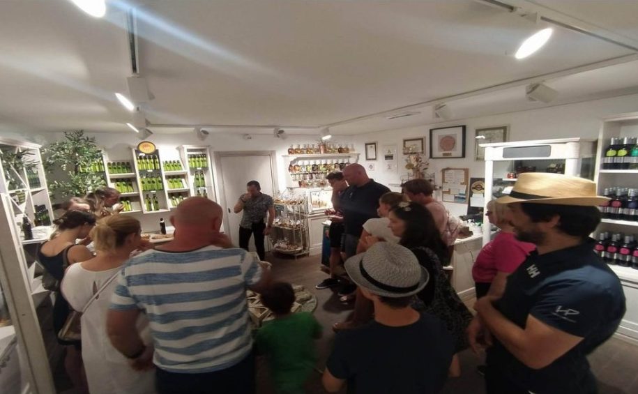 Cres Food Tour with Tastings 6