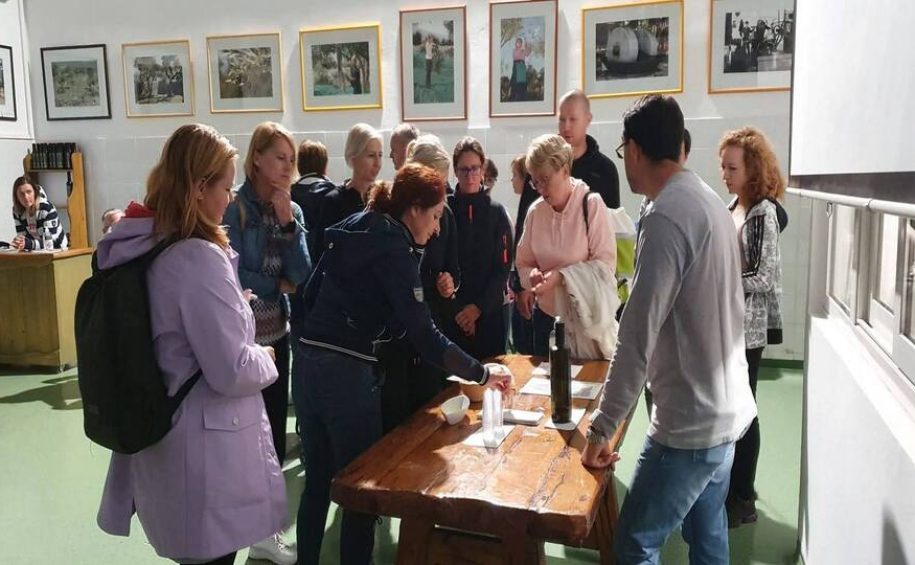 Olive Oil Tour with Tastings (7)