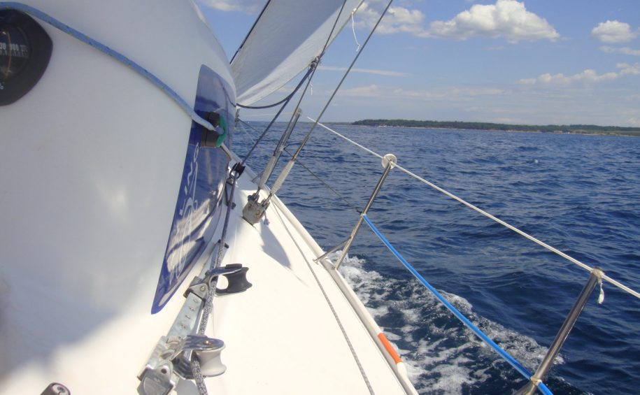 Sailing tour around the island Cres - Sail, Wind and the Sea 10